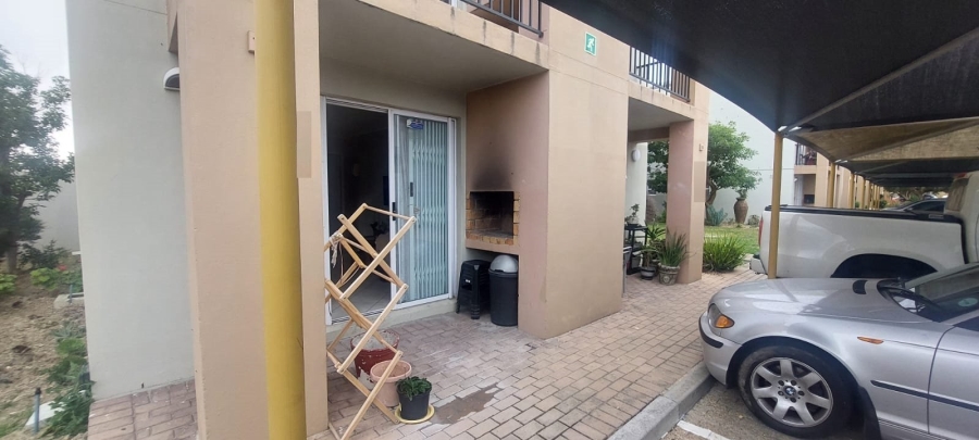 1 Bedroom Property for Sale in Whispering Pines Western Cape